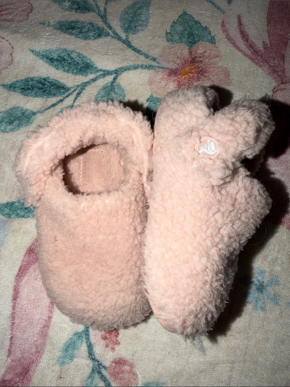CROCS Plush Lined Slip-On Slippers in Pale Pink